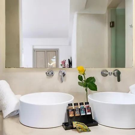 Nodo Boutique Mykonos
